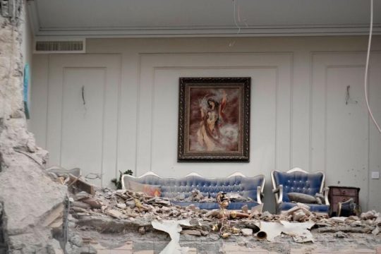 «Πίσω στη Λίθινη Εποχή, εκεί όπου ανήκουν»